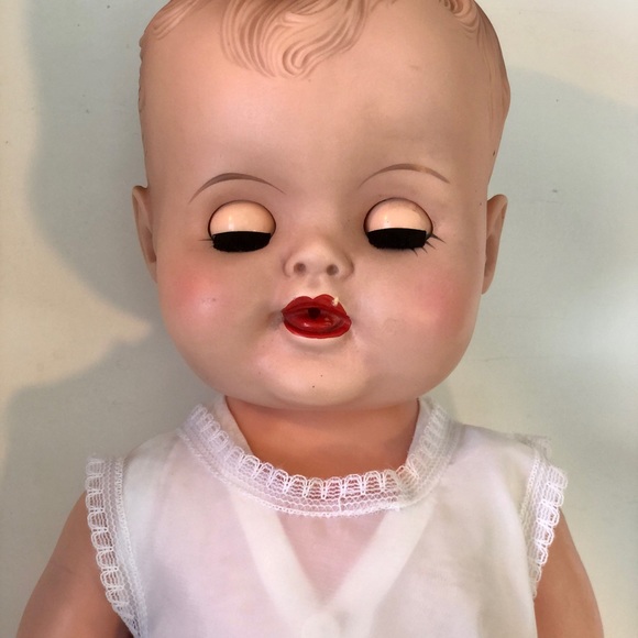 Mid Century Vintage Baby Doll. - Picture 3 of 10
